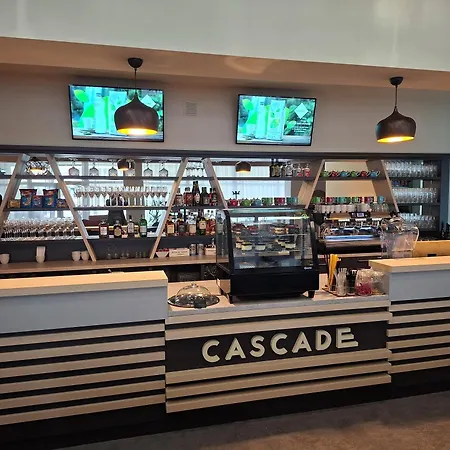 Cascade Hotel