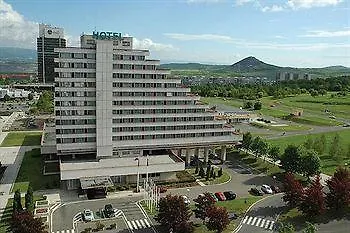 Cascade Hotel Most